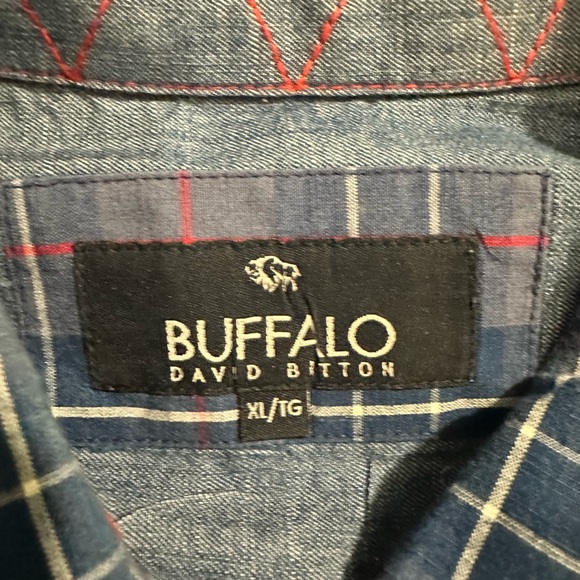 Buffalo Men’s long sleeved button down striped checkerboard pattern - Picture 3 of 3